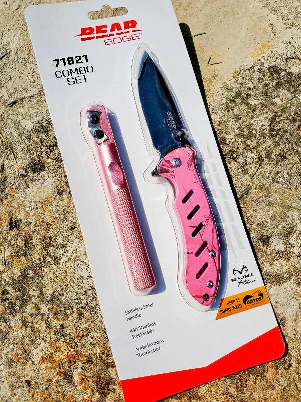 Bear Edge RealTree Pink Camo Flipper & Sharpener Set