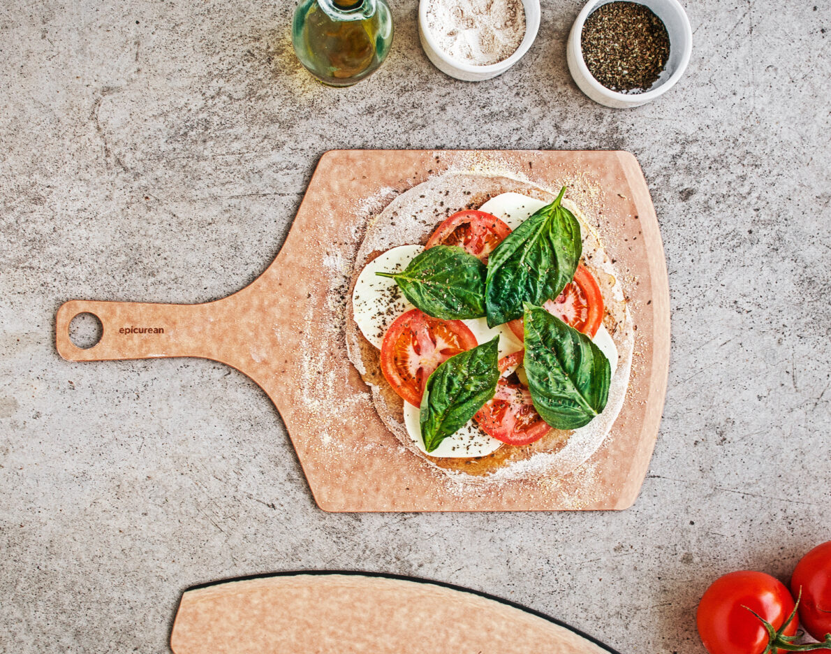 Epicurean 17" X 10" Natural Pizza Peel Board - Image 2