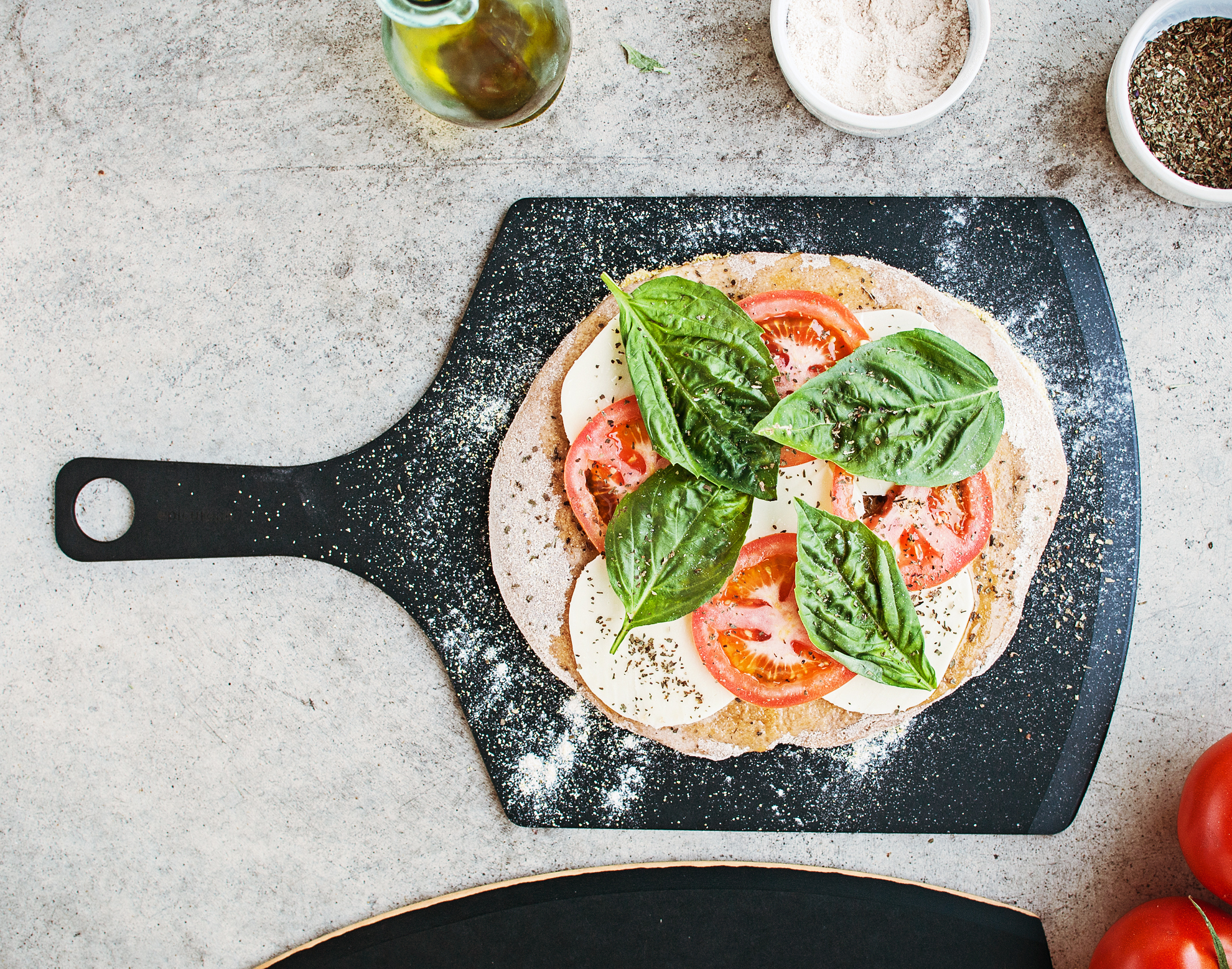 Epicurean 17" X 10" Slate Pizza Peel Board - Image 2